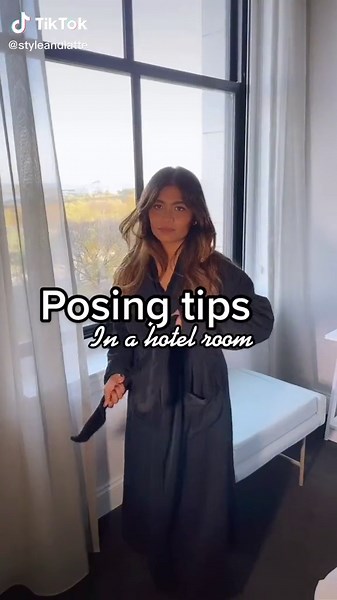 Hotel Room Photoshoot Ideas: Robe Poses & Photo Shoot Tips