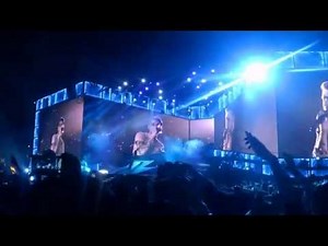 One Direction - Little Things (Live at On the Road Tour Again In Osaka, Japan DAY1 2015)