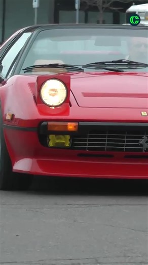 Historia de los Faros Escamoteables en Coches