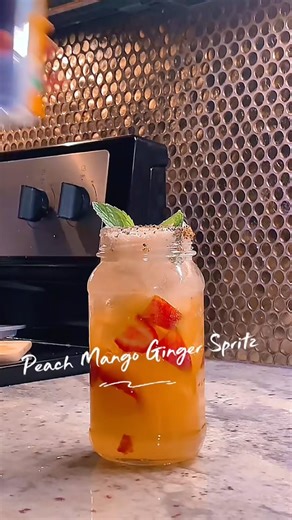 How I Made a Peach Mango Ginger Spritz ✨ | Aesthetic Mocktail