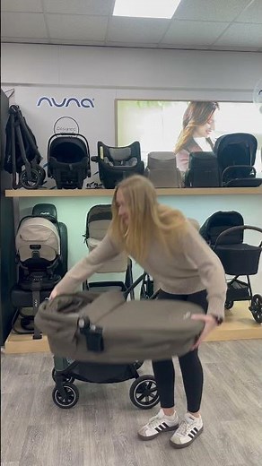 Nuna TRIV Next ✨ Have you checked out the fold with the collapsible carrycot?