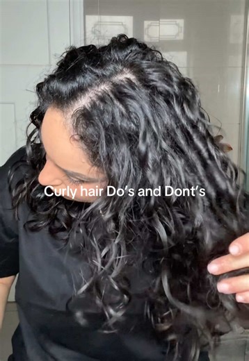 Curly hair do’s & don’ts 🌀✨ Because let me be honest… my curls did not start looking better until I actually put effort into them. For the longest time I thought my hair was just “difficult” and frizzy 😩 Turns out, it just needed a little patience, moisture, and using the right products for my hair. ✨ What I DO now: • Moisturise my hair like I do my skin • Detangle gently (no more rushing or pulling) • Style on soaking wet hair for definition, literally. • Protect my curls at night with a silk