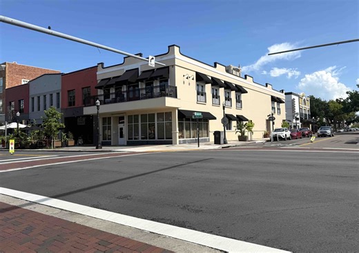 Lakeland 'Island Breeze Tiki Bar' Now Set for 2026 Opening