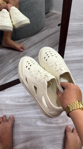 Clogs shoes from daily use #clogs #slippers #clogsshoes #comfyshoes #affordable