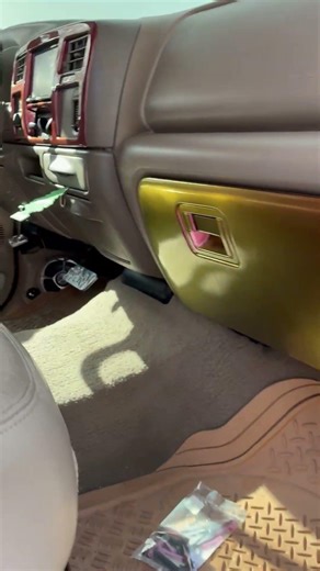 2000 Excursion interior ￼