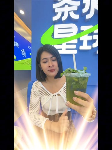 13K views · 172 reactions | 爆红 #茶救星球手打柠檬茶 在槟城 苦瓜！香菜蔬果茶！！你敢挑战吗！！...