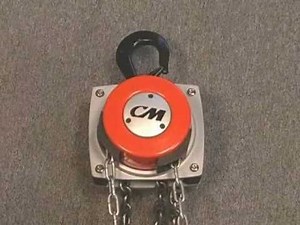 CM Hurricane 360: Lever Chain Hoist Application