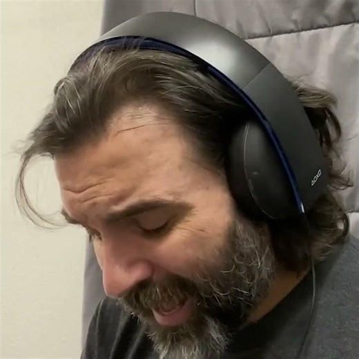 Sampling and sequencing with the Korg Microsampler