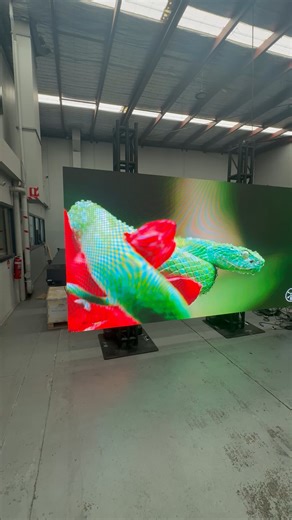 4m x 2m LED Screen Test 3.91mm