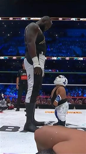 ⏪ 2025: Omos vs. Microman was one of the most viewed moments of the year! 😂