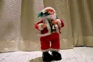 singing santa
