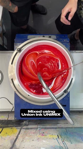 Screenprinters firey red 🔥🔥☄️ #plastisol