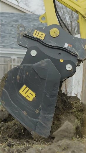 Werk‑Brau Ditching & Grading Bucket + D‑Lock Coupler on Komatsu PC220LCi (Finish Grading)