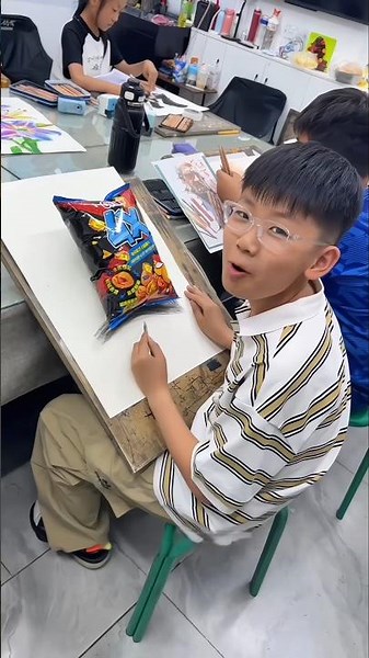 Teacher Don't Believe This Boy's Crazy Drawing~mini wood toy-woodworking art skill/wood hand #shorts
