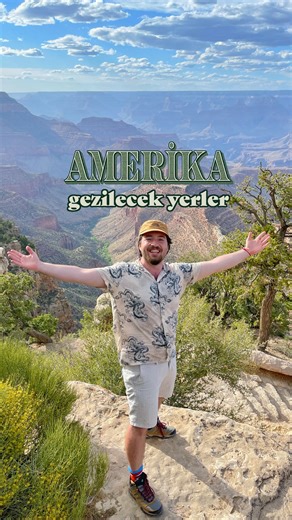seyyahart on Instagram: "Neden Amerika’yı gezmelisin? 🇺🇸 ✈️ Bir ülke düşünün, iki popüler şehri arasındaki mesafe (New York’tan Los Angeles’a) uçakla 5 saat sürüyor. Bu yüzden Amerika’da gezecek çok fazla yer var. 🗽 Ben maceraya New York’la başladım. Çocukluğumdan beri izlediğim filmlerin çoğunda geçen Özgürlük Heykeli, Dumbo, Brooklyn Köprüsü ve Empire States’i gördüm. Sonra arkadaşımın vesilesiyle Alaska’ya gittim. Yolculuğuma ilham olan Into the Wild filmindeki Supertramp’in yaşadığı otobü