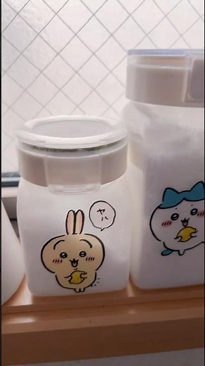CCレモンのちいかわボトル。ラベルを加工しやすくリメイクしてみたよ。貼るのもはがすのも簡単♪ #ちいちいレモン #ちいかわ #ちい活 #推し活 #リメイク #生活音 #chiikawa #asmr
