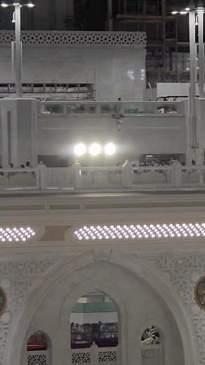 For handicap Hajis.Shuttle service. Great going by Khadim away Haram Saudia. | Tariq Ashraf