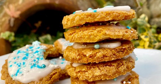 Super-easy Christmas sugar cookie recipe kids and adults will love