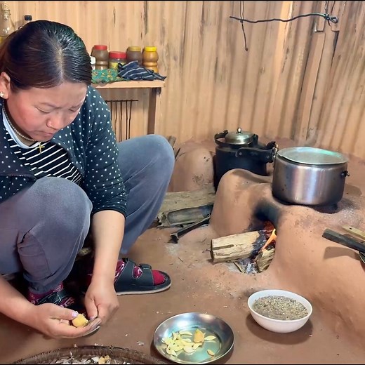 Ep.3 Village Style Pork _ Cauli mix Curry with Rice _ Pork Recipes #fblifestyle | Taste of Village Kitcen
