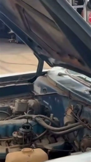 First start after years….265 Hemi spits fire 🔥