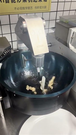 Accurate quantitative standardization of stir frying to reduce manpower