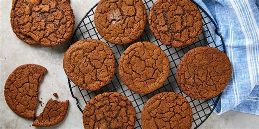 These Gingersnap Cookies Will Make Your Kitchen Smell Incredible