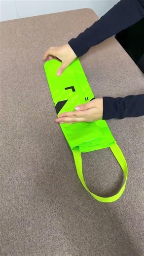 How to Fold Shopping Bags Perfectly