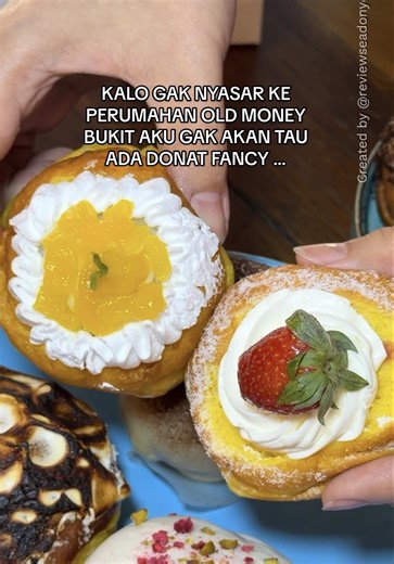 Donat Fancy: Cita Rasa Unik di Palembang