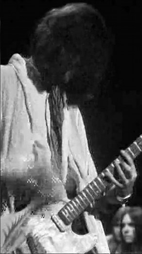 Led Zeppelin - Communication Breakdown (1969 Live)