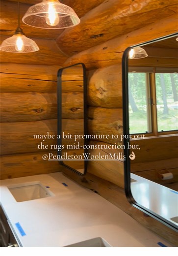 Update on our log cabin bathroom - the bath rugs from @Pendleton Woolen Mills are 👌🏼