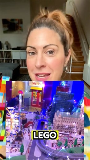 Madita van Hülsen Moderatorin on Instagram: "* LEGO Gewinnspiel * Hallo an all meine lieben LEGO Freunde 🤩! Ich verlose jetzt zusammen mit dem @legodiscoverycentrehamburg 3x2 Tickets für einen unvergesslichen, grandiosen, bunten Besuch im LEGO Discovery Centre Hamburg! 🎄 Jetzt zur Weihnachtszeit mit extra Weihnachtsprogramm für die Kids! 👦🏼 Entdeckt die deutschlandweit erstmalige LEGO Indoor-Spielewelt mit 12 Erlebnisbereichen! 🚀 Euch erwartet u. a. die neuartige „Weltraum Mission“, wo man 