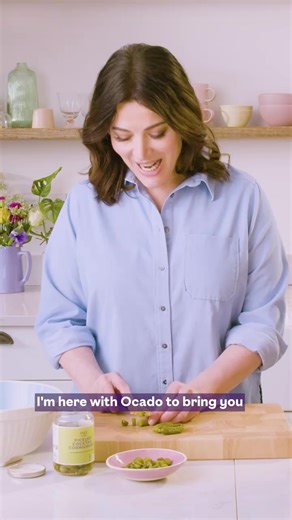 Nigella's Favourite Potato Salad Produce 1/4 (25g) bag Chives 1/4 (25g) bag Dill 2 bags Dolce romana lettuce 1 kg Salad potatoes 1 (180g) pack Smoked salmon with cracked black pepper and lemon, wedges Condiments 40 g 3 tbsp nonpareilles capers 1 tsp English mustard Baking & Spices 1 good grind Pepper Oils & Vinegars 1 tsp Apple cider vinegar 10 Cocktail cornichons pickled in vinegar (approx. 50g) 50 ml Rapeseed oil. #foodreview #food #gbfood #fyp