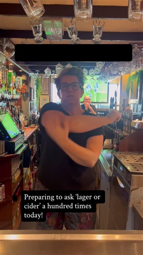 Shamrock Rovers v Cork City 3pm FAI Cup Final. Sponsored by Rockshore…..LAGER or CIDER????? #rockshore #dublin4 #irishtown #dublinpubs @harry.holohan2018 | The Vintage Inn