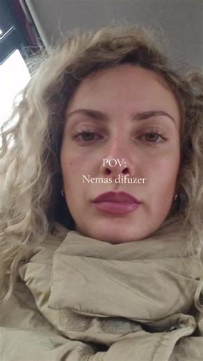 Koliko znaci difuzer za lokne 🤭😂 #curlyhairroutine #dijaspora #balkan #kovrdzavakosa #negakose