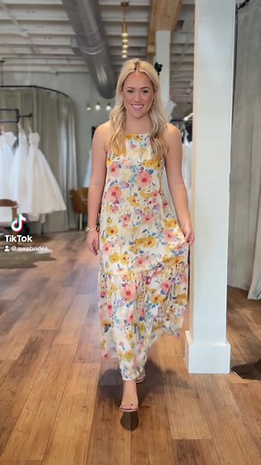 11K views · 193 reactions | Wedding gowns in motion!!✨懶 ••These gowns are dance floor approved!朗 Which is your favorite?! 1-5?#uniquewedding #weddinginspiration #wedding #weddinginspo #weddingideas #fittedweddingdress #bride #bridetobe #laceweddinggown #sparklyweddingdresses #newnangeorgia #peachtreecityga #atlantabride #weddingphotography #engaged #fallweddinginspiration #summerwedding | Surebride | Facebook