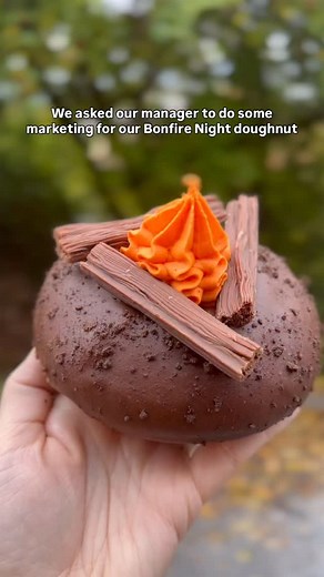When you ask your manager to make a video for the new Bonfire Night Doughnut… here’s what he did. 🔥 🎆 Please make my life easier and go and buy one, they are in stores 5th-8th November. 🙏 | Doughnotts