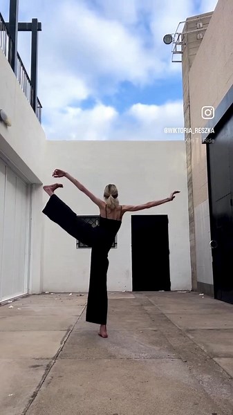 Dance with Wiktoria Reszka - A Polish Journey