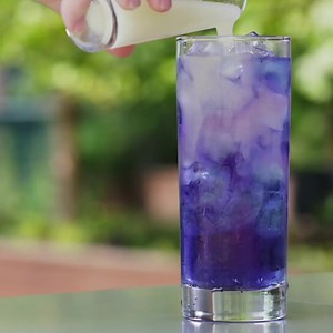 6.2K reactions · 1.1K shares | There's nothing better than a GREAT cocktail. Every episode produced by our spirits experts is free when you sign up, so what are you waiting for? Open up the door to an exclusive and unique spirits experience. | Spirits Network | Facebook