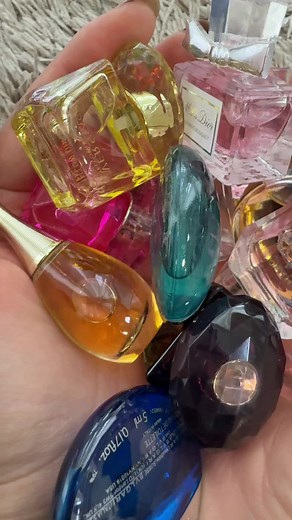 1step collection (@1step.collection)’s videos with original sound - Tashi Dema