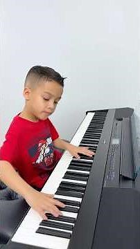 6 Year Old Piano Prodigy Plays The Amazing Digital Circus Main Theme Song 🎹 Jelijah Diaz #piano