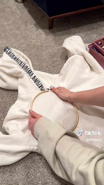 DIY Sewing: Penn State Embroidered Patch Tutorial