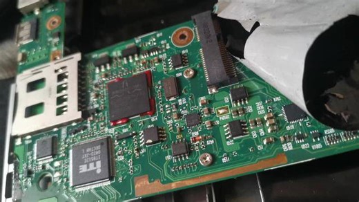 60包邮的HP2133 VIA C7M 1.2G威盛中国芯笔记本换硅脂后跑分（大拆附主板D面展示）