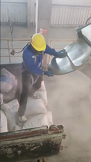 manual received fully loaded bag from a conveyer #machinerychannel