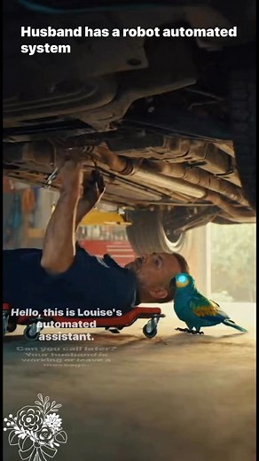 29 reactions | Husband got a bird as his robotics automation system #funnyvideosclipsvideosdaily#laughter#fun #comedyvidoes #fuunyreel #funnymoments | The parrot and police officers | Facebook