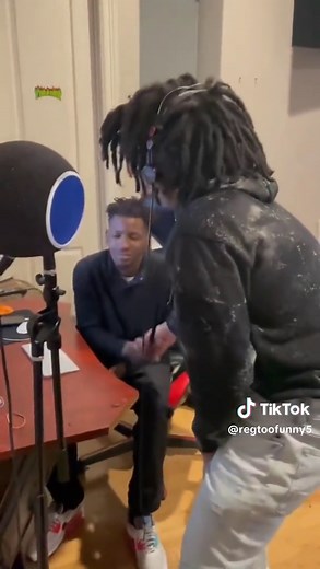 When You Tell Yo Friend He Can't Rap #hilarious #badrapper #trashmusic | rap