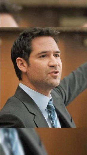 The Lincoln Lawyer: Mickey Confronts Officer Garcia-Rulfo with Evidence