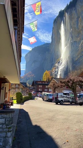 Exploring the Stunning Swiss Roads for a Memorable Road Trip 🇨🇭