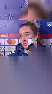 Dominate the right flank, get 'le clean sheet' in the Champions League, and do the entire post-match interview in French? All in an evening's work for Matilda Ellie Carpenter. 🤩 [Any French speakers: tell us how she did!] 📹 - OL Féminin | ABC Sport