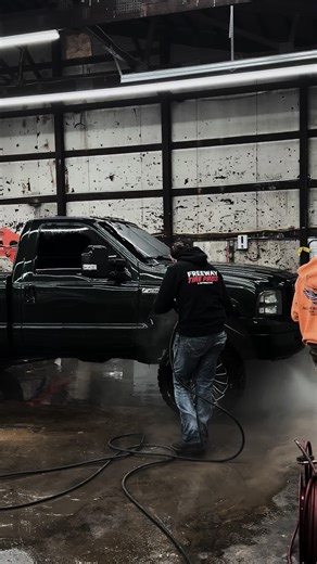 Little Gpaw Truck Features and Performance Overview