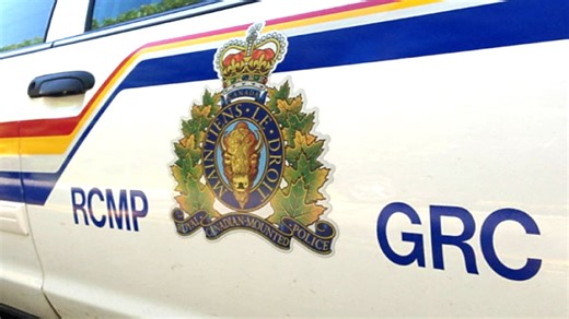 Youths face sex assault charges in alleged hockey hazings